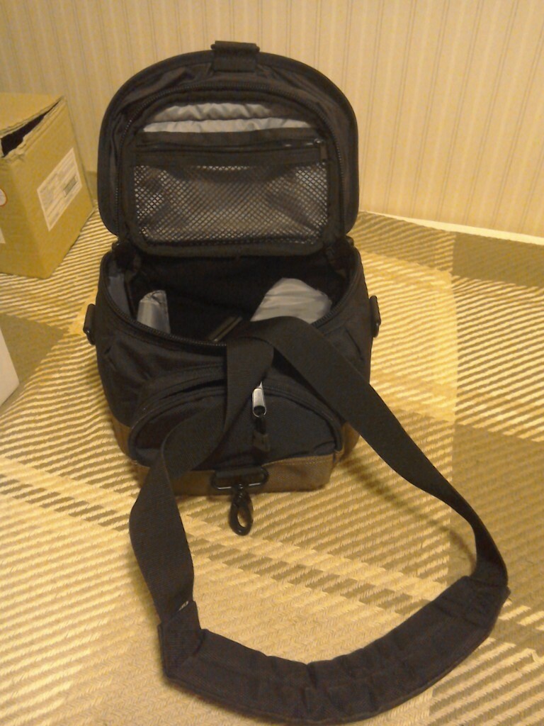 canon custom gadget bag 100eg